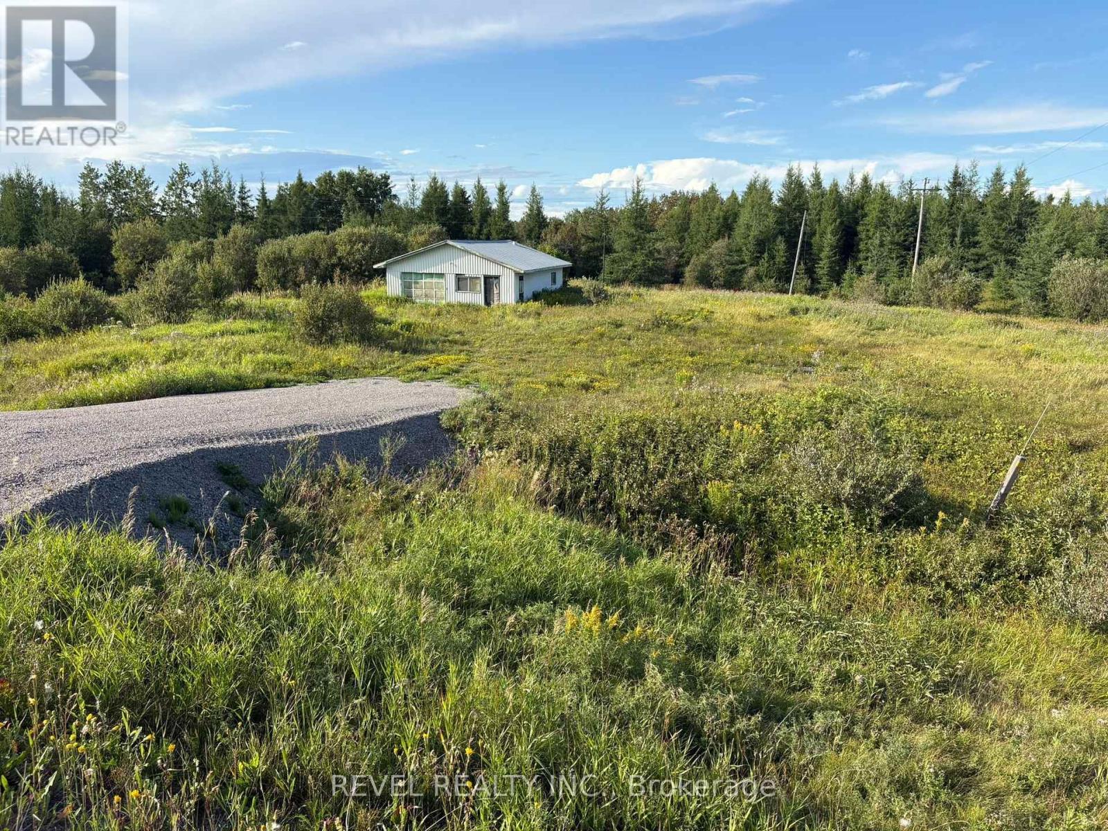 (Moonbeam) - 341 Highway 11 Highway W, Kapuskasing, Ontario  P0L 1V0 - Photo 2 - T13677560