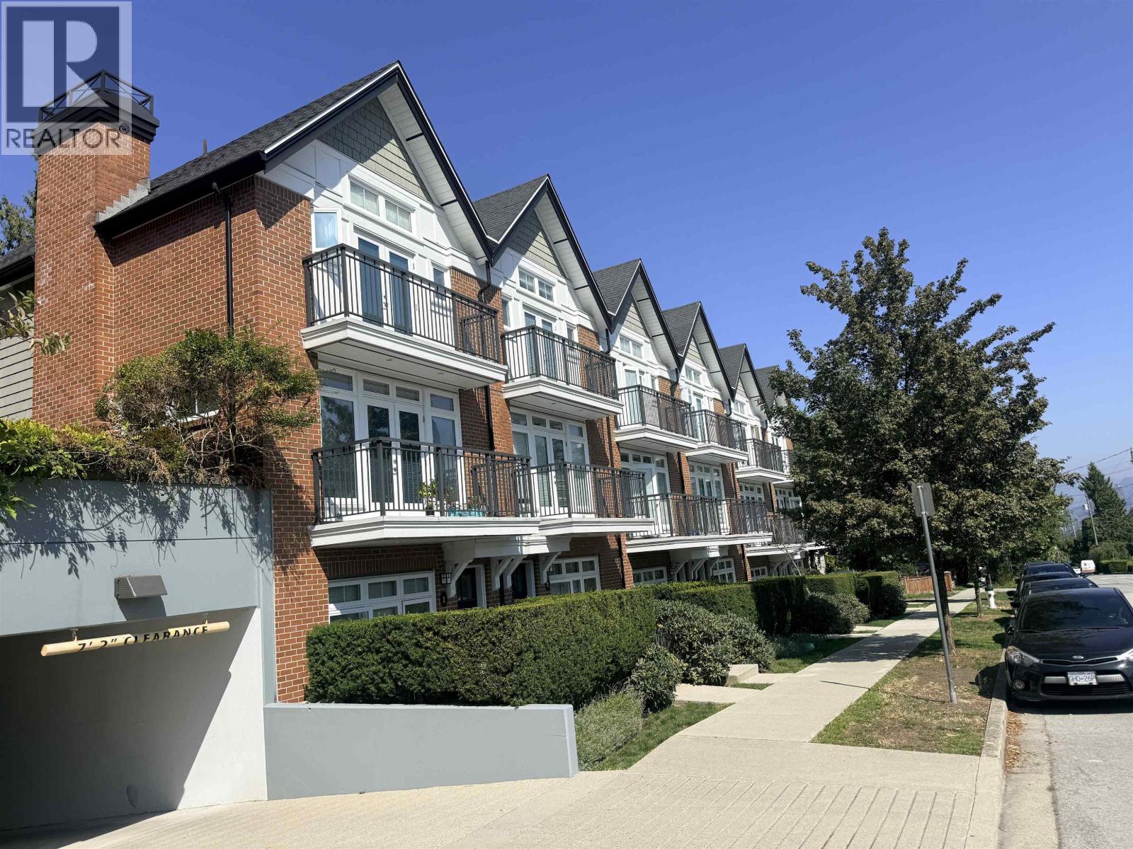 22 5655 CHAFFEY AVENUE, Burnaby, British Columbia