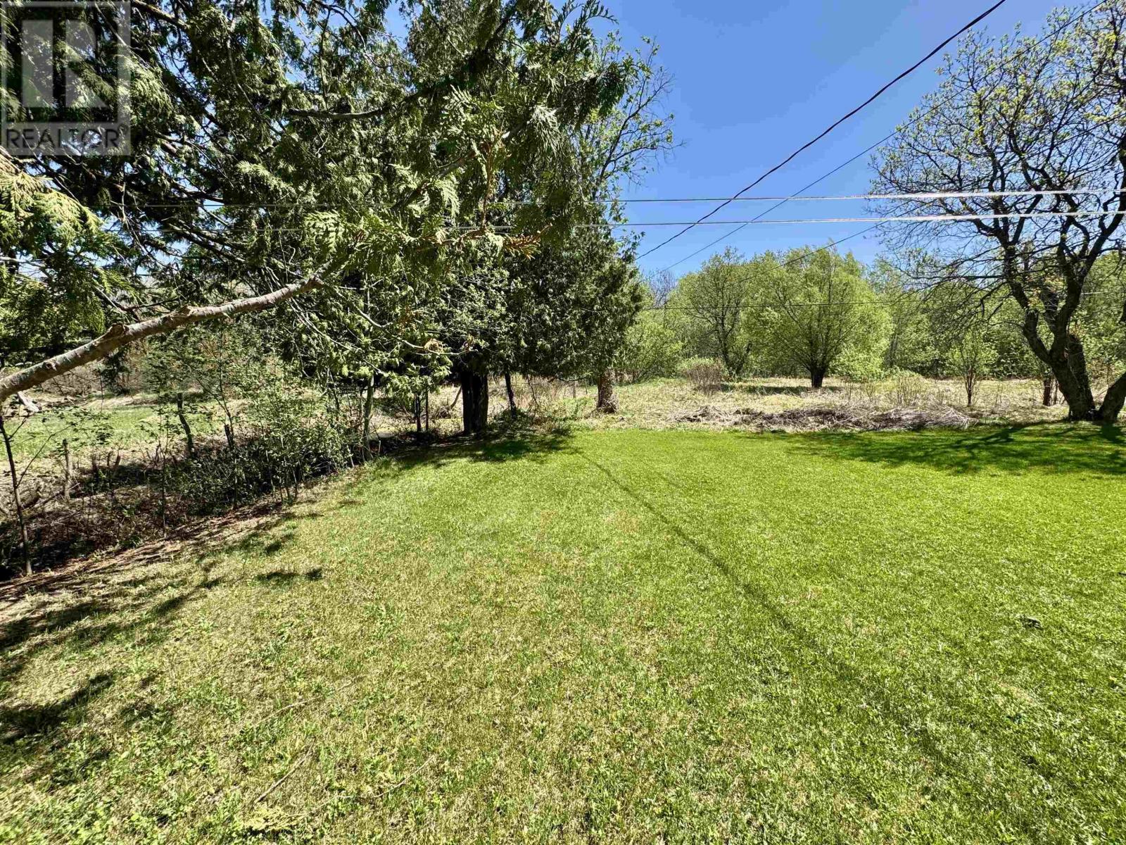 32 Martin Ave, La Vallée, Ontario  P0W 1C0 - Photo 3 - TB2601039