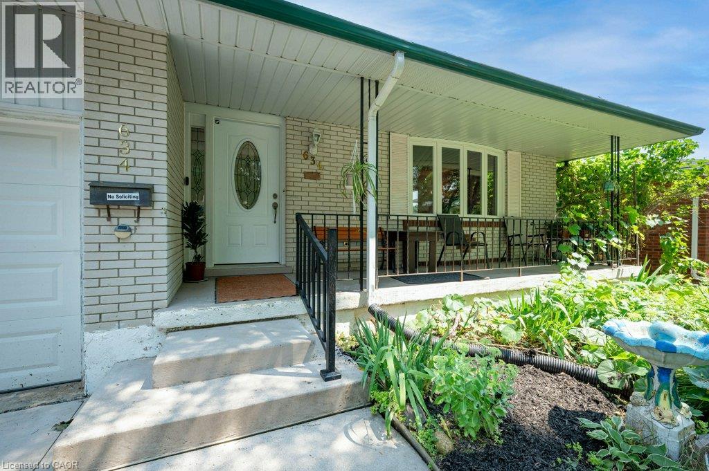 634 Cedargrove Place, Waterloo, Ontario  N2L 4Y9 - Photo 5 - 40855348