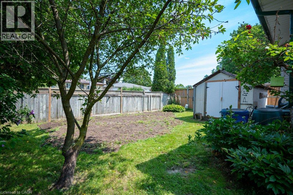 634 Cedargrove Place, Waterloo, Ontario  N2L 4Y9 - Photo 38 - 40855348