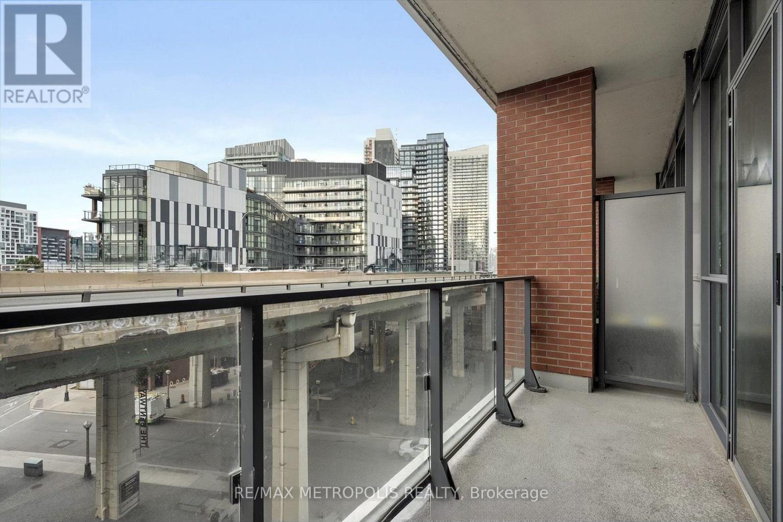 710 - 50 Bruyeres Mews, Toronto, Ontario  M5V 0H8 - Photo 10 - C13677628