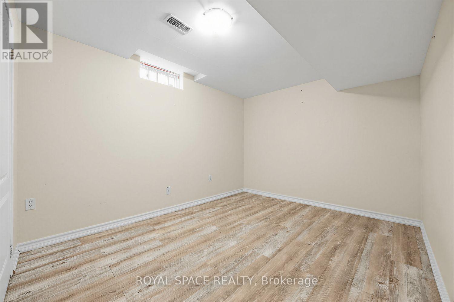 7 Urwin Street, Ajax, Ontario  L1T 0G7 - Photo 28 - E13677594