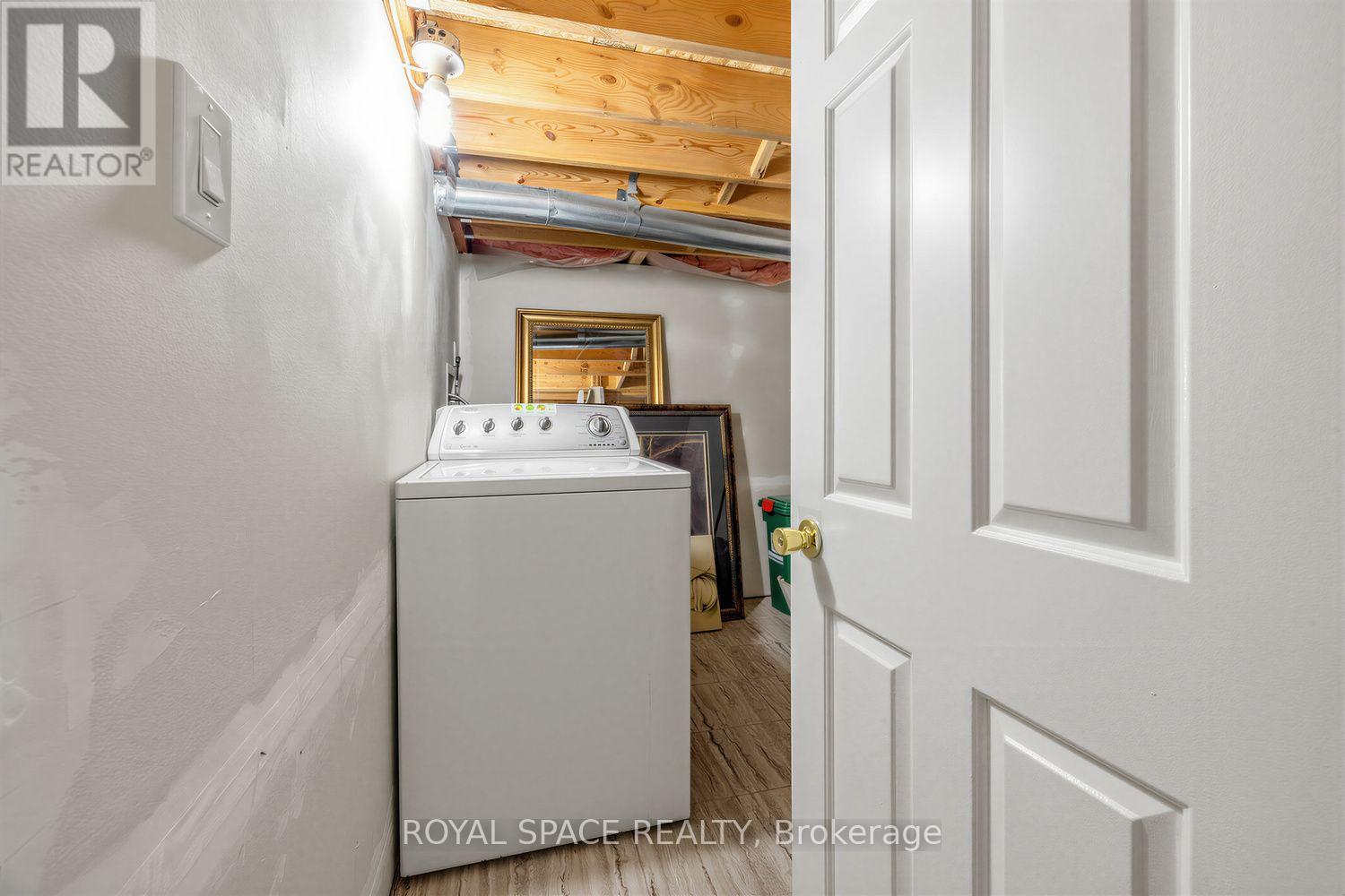 7 Urwin Street, Ajax, Ontario  L1T 0G7 - Photo 30 - E13677594