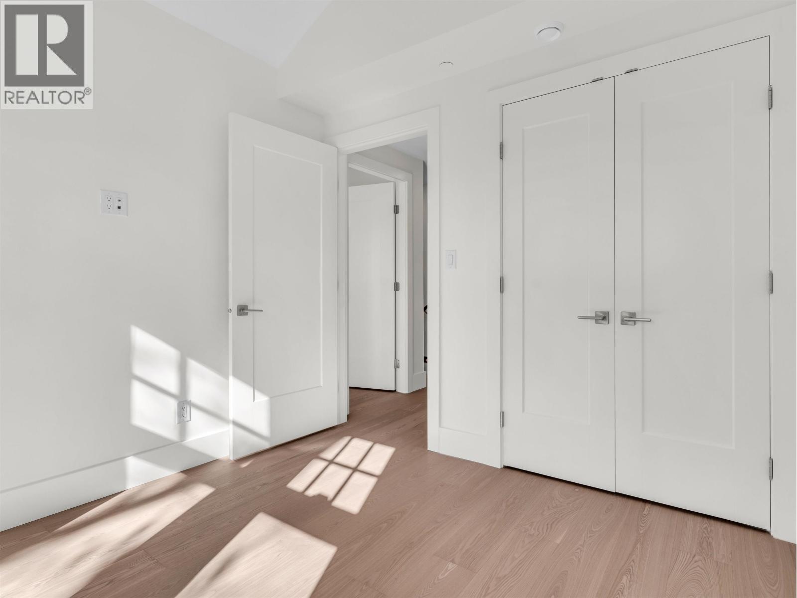 2566 W 2nd Avenue, Vancouver, British Columbia V6K 1J8 - Photo 22 - R3155892
