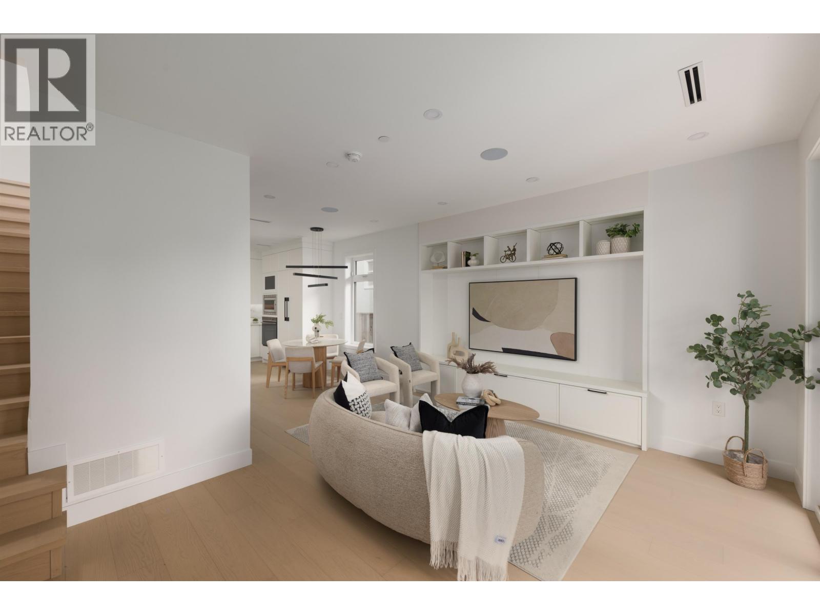 2 419 W 23rd Avenue, Vancouver, British Columbia  V5Y 2H5 - Photo 3 - R3155893