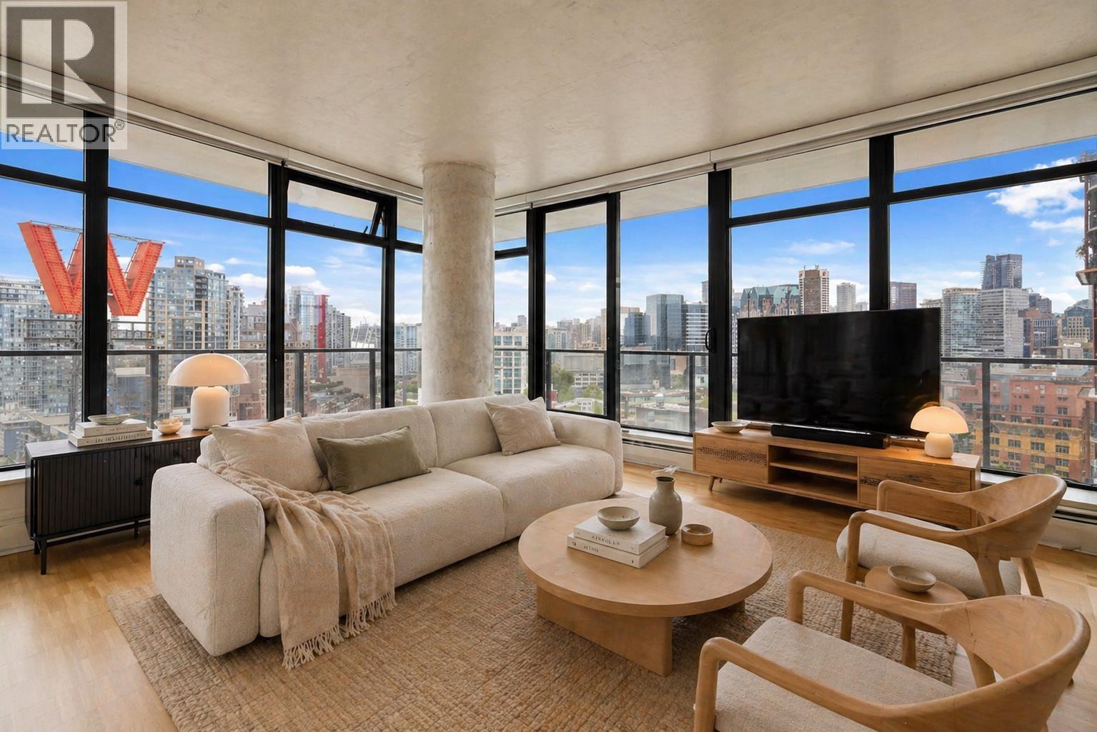 2105 108 W CORDOVA STREET, Vancouver, British Columbia