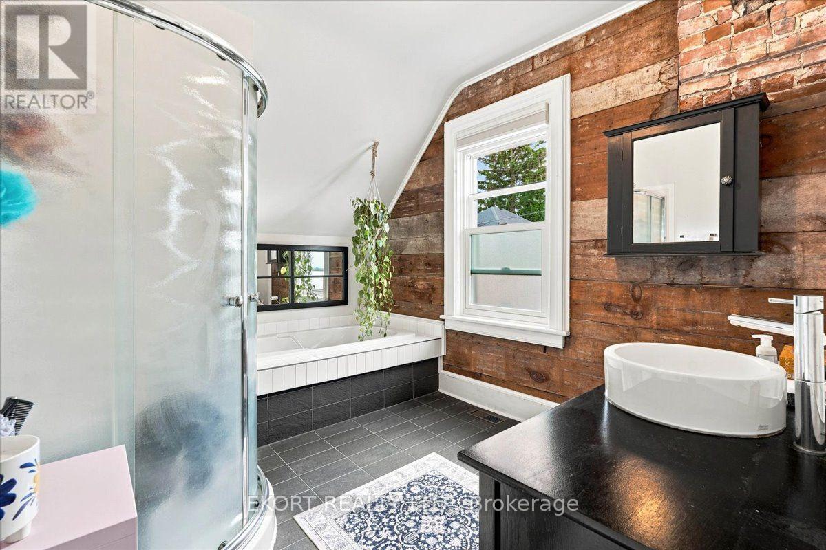 50 Elizabeth Street, Prince Edward County, Ontario  K0K 2T0 - Photo 24 - X13676962