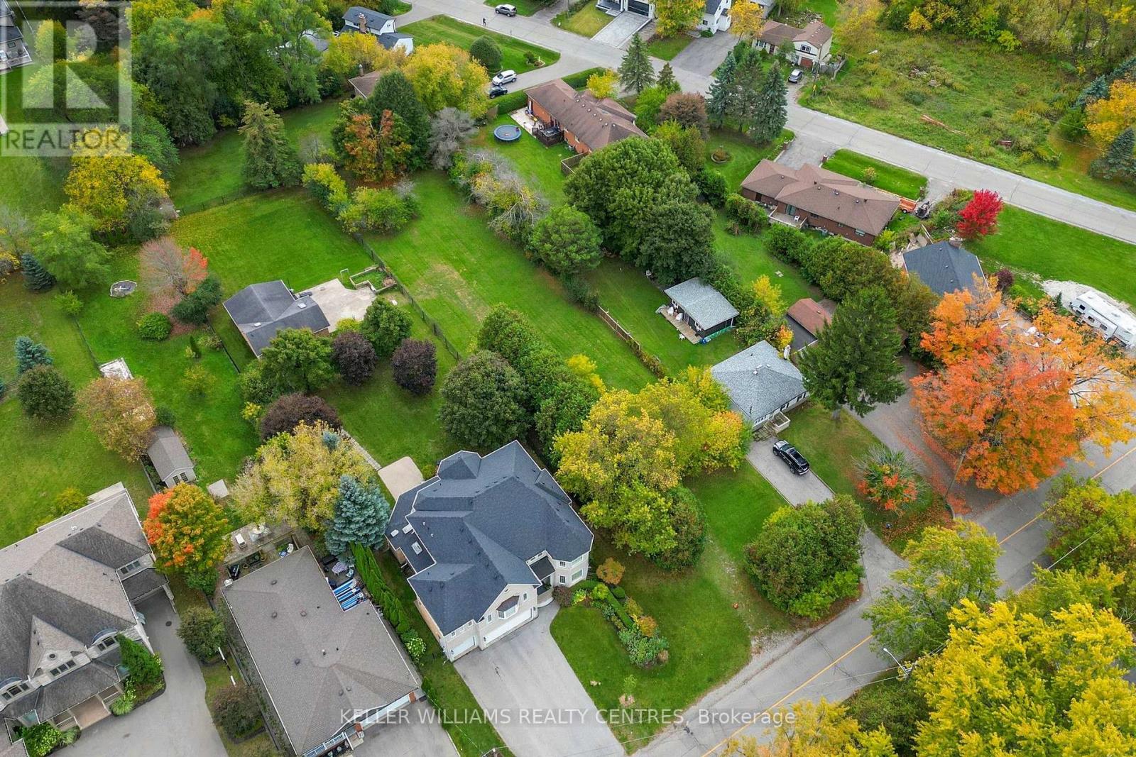 39 Maple Grove Avenue, Richmond Hill, Ontario  L4E 2V1 - Photo 10 - N13677564