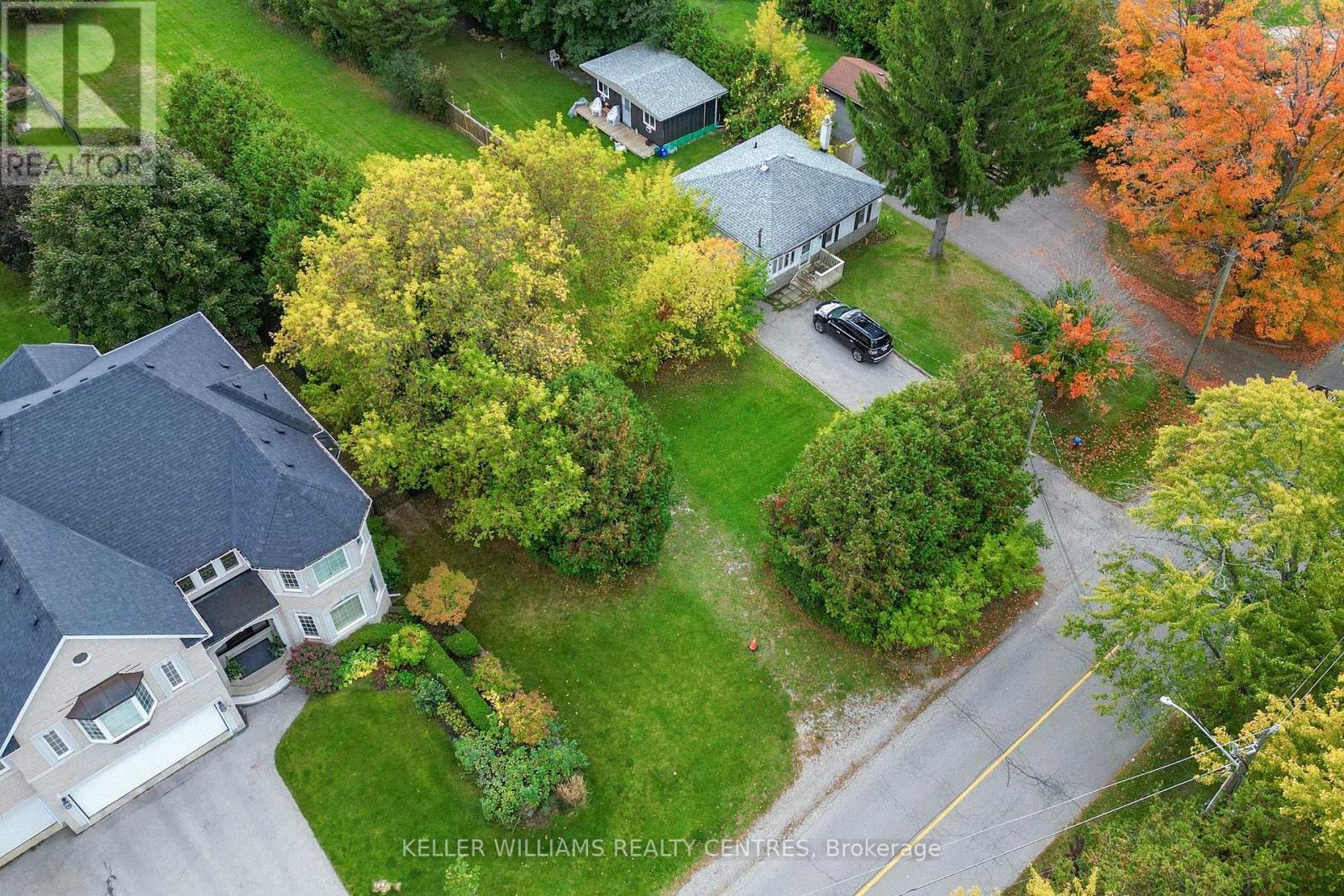 39 Maple Grove Avenue, Richmond Hill, Ontario  L4E 2V1 - Photo 12 - N13677564