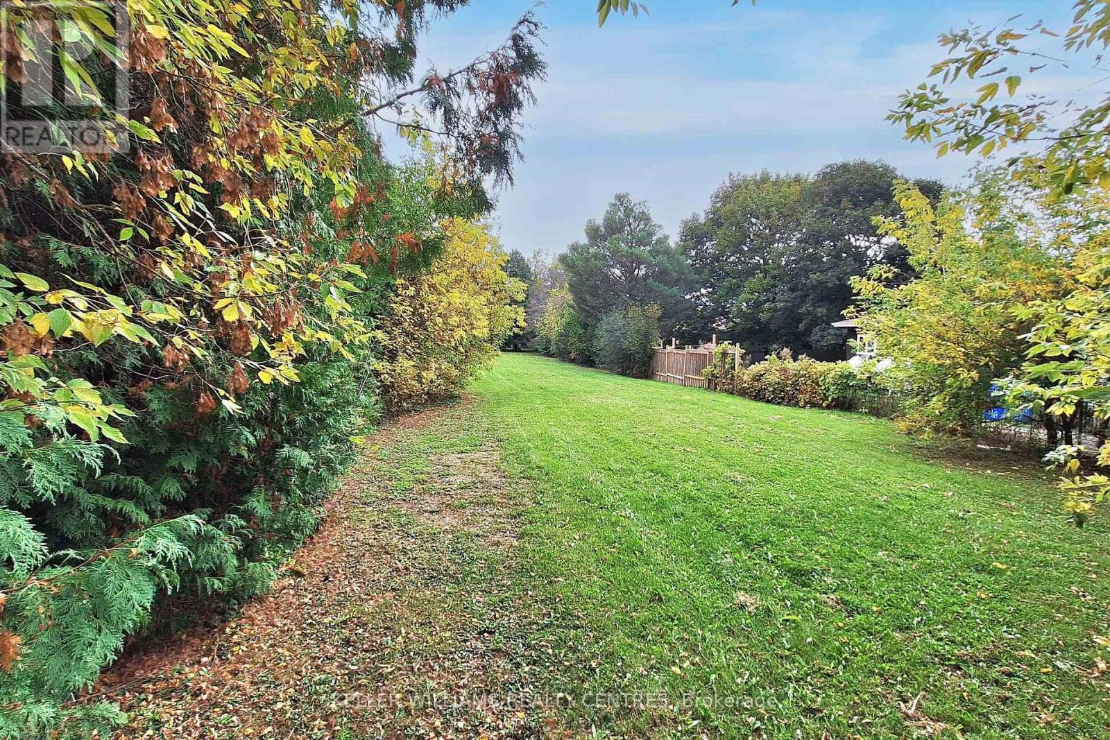 39 Maple Grove Avenue, Richmond Hill, Ontario  L4E 2V1 - Photo 14 - N13677564