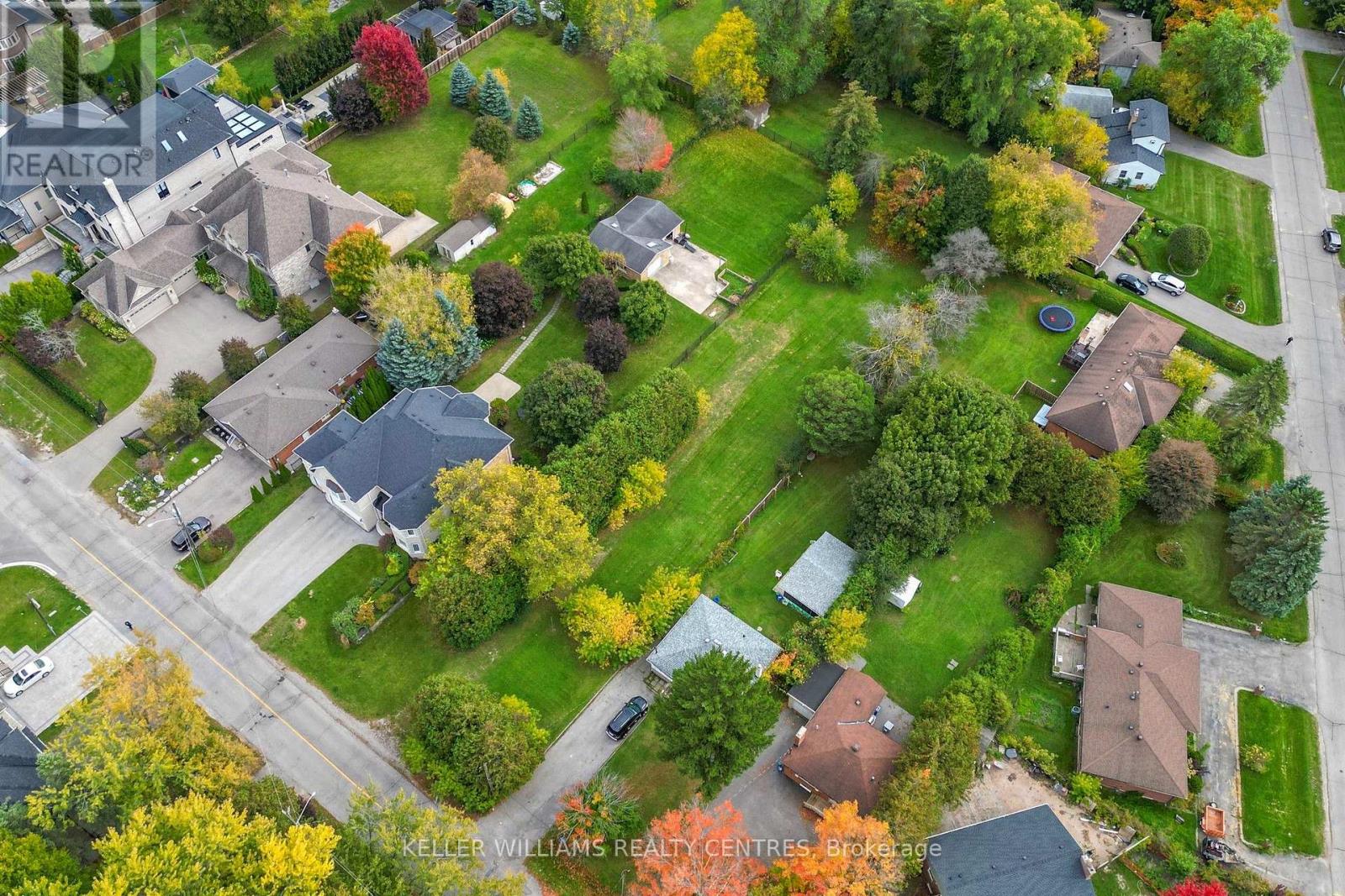 39 Maple Grove Avenue, Richmond Hill, Ontario  L4E 2V1 - Photo 4 - N13677564