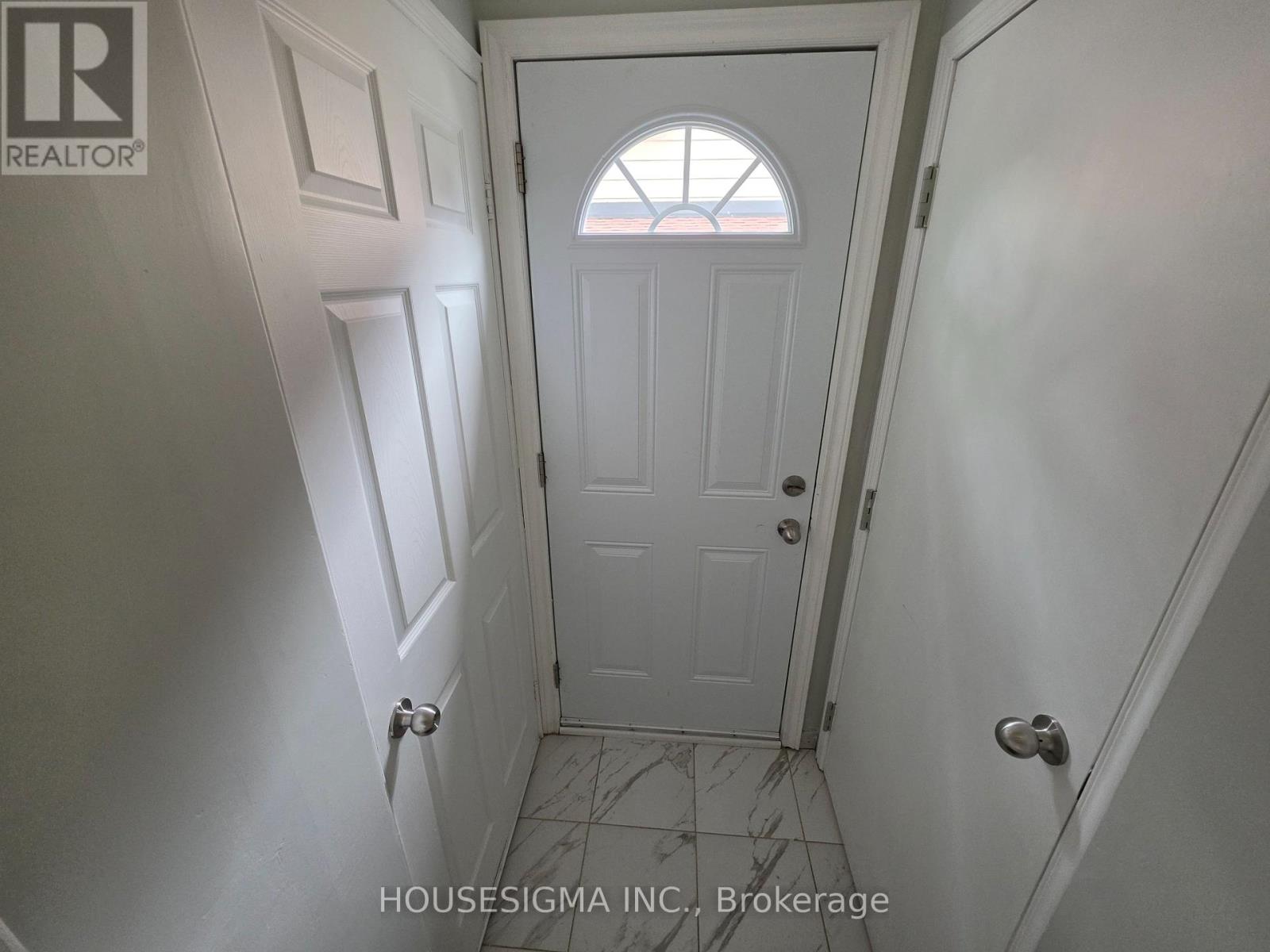 Lower - 158 Patterson Street, Newmarket, Ontario  L3Y 4Y8 - Photo 7 - N13677614