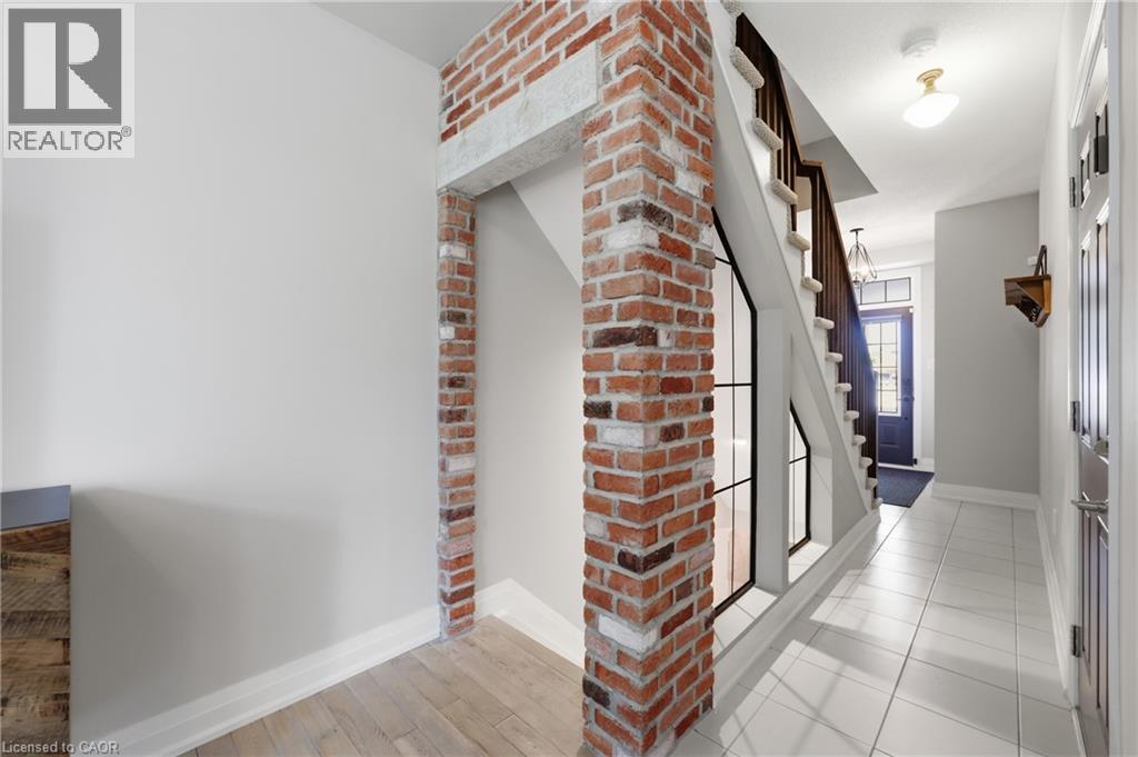 1401 Plains Road E Unit# 63, Burlington, Ontario  L7R 0C2 - Photo 6 - 40855978