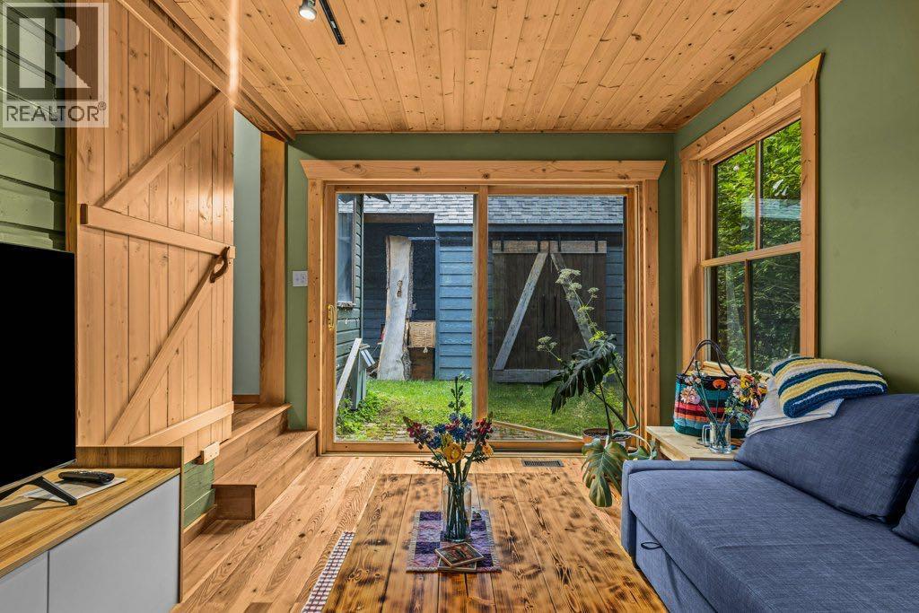 A And B, 132 Rundle Crescent, Canmore, Alberta  T1W 2L6 - Photo 11 - A2333479