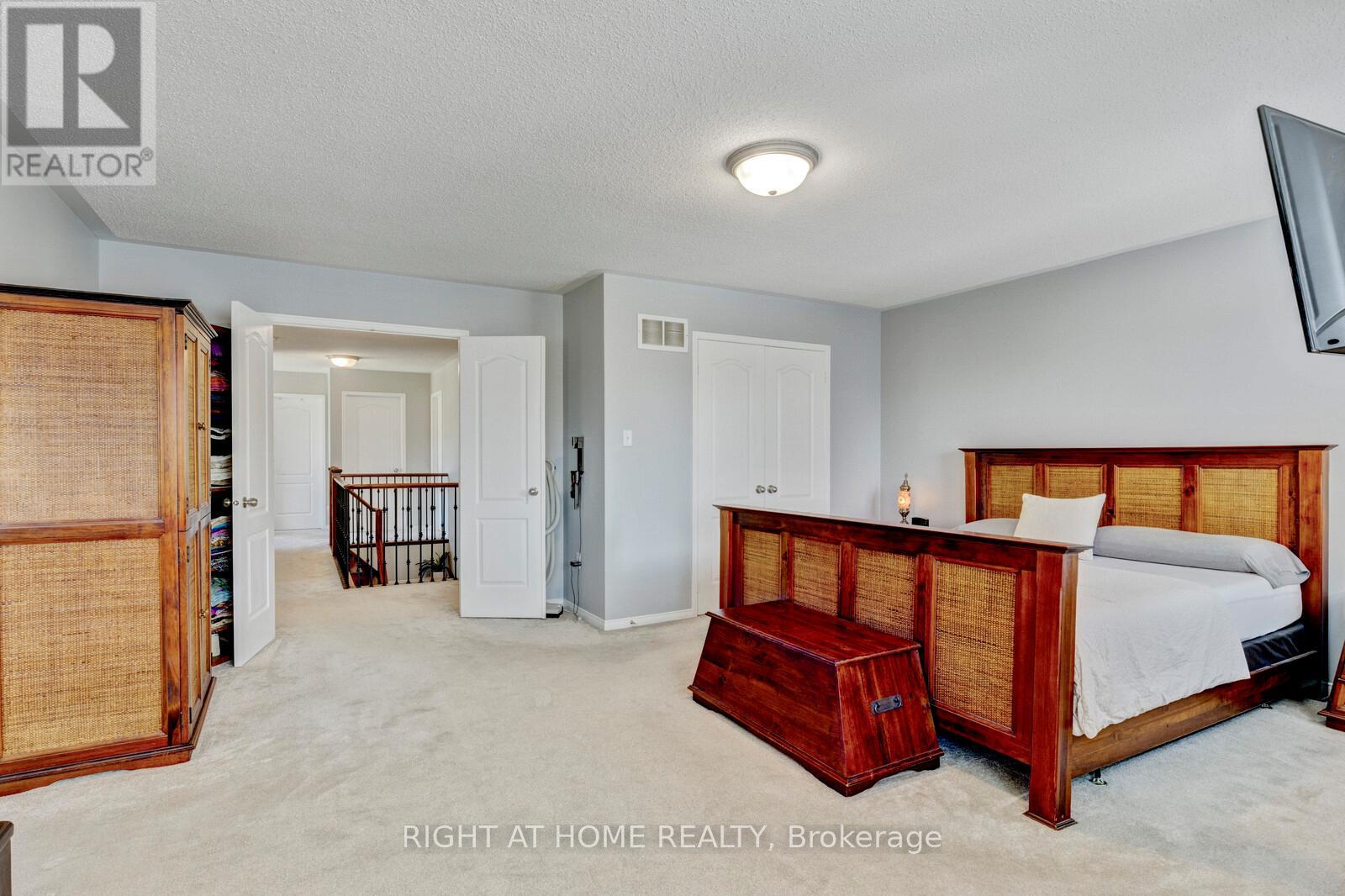 4936 Sebastian Drive, Mississauga, Ontario  L5M 7N8 - Photo 26 - W13677532