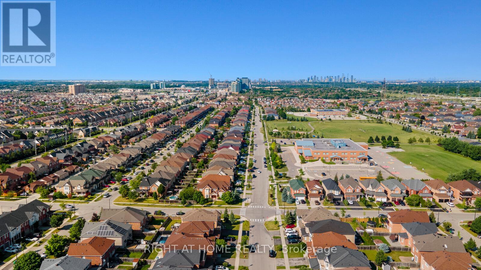 4936 Sebastian Drive, Mississauga, Ontario  L5M 7N8 - Photo 40 - W13677532