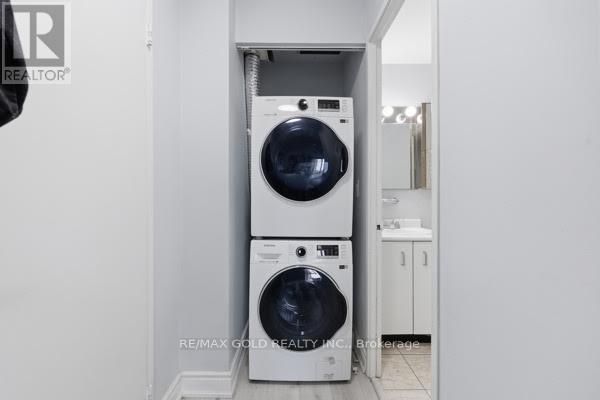 Ph08 - 61 Markbrook Lane, Toronto, Ontario  M9V 5E7 - Photo 12 - W13677606