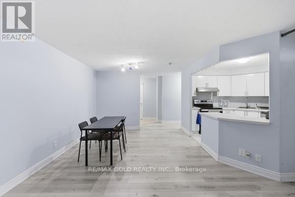 Ph08 - 61 Markbrook Lane, Toronto, Ontario  M9V 5E7 - Photo 14 - W13677606