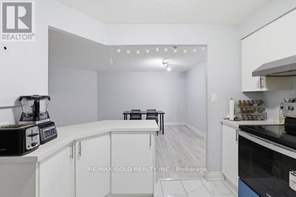 Ph08 - 61 Markbrook Lane, Toronto, Ontario  M9V 5E7 - Photo 20 - W13677606
