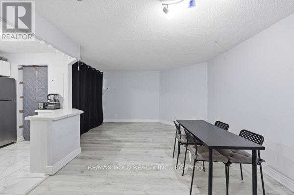 Ph08 - 61 Markbrook Lane, Toronto, Ontario  M9V 5E7 - Photo 21 - W13677606