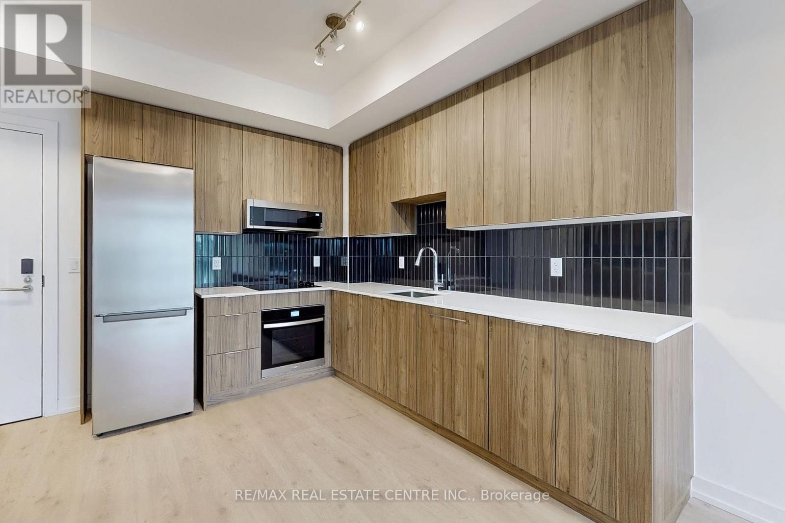 549 - 2501 Saw Whet Boulevard N, Oakville, Ontario  L6L 0H5 - Photo 15 - W13677612