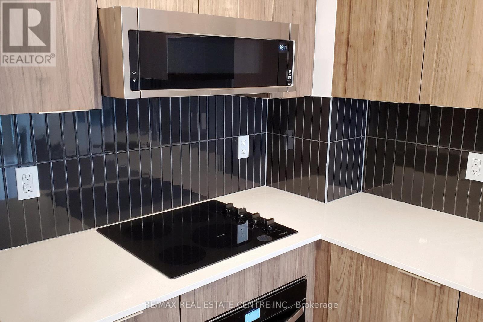 549 - 2501 Saw Whet Boulevard N, Oakville, Ontario  L6L 0H5 - Photo 18 - W13677612