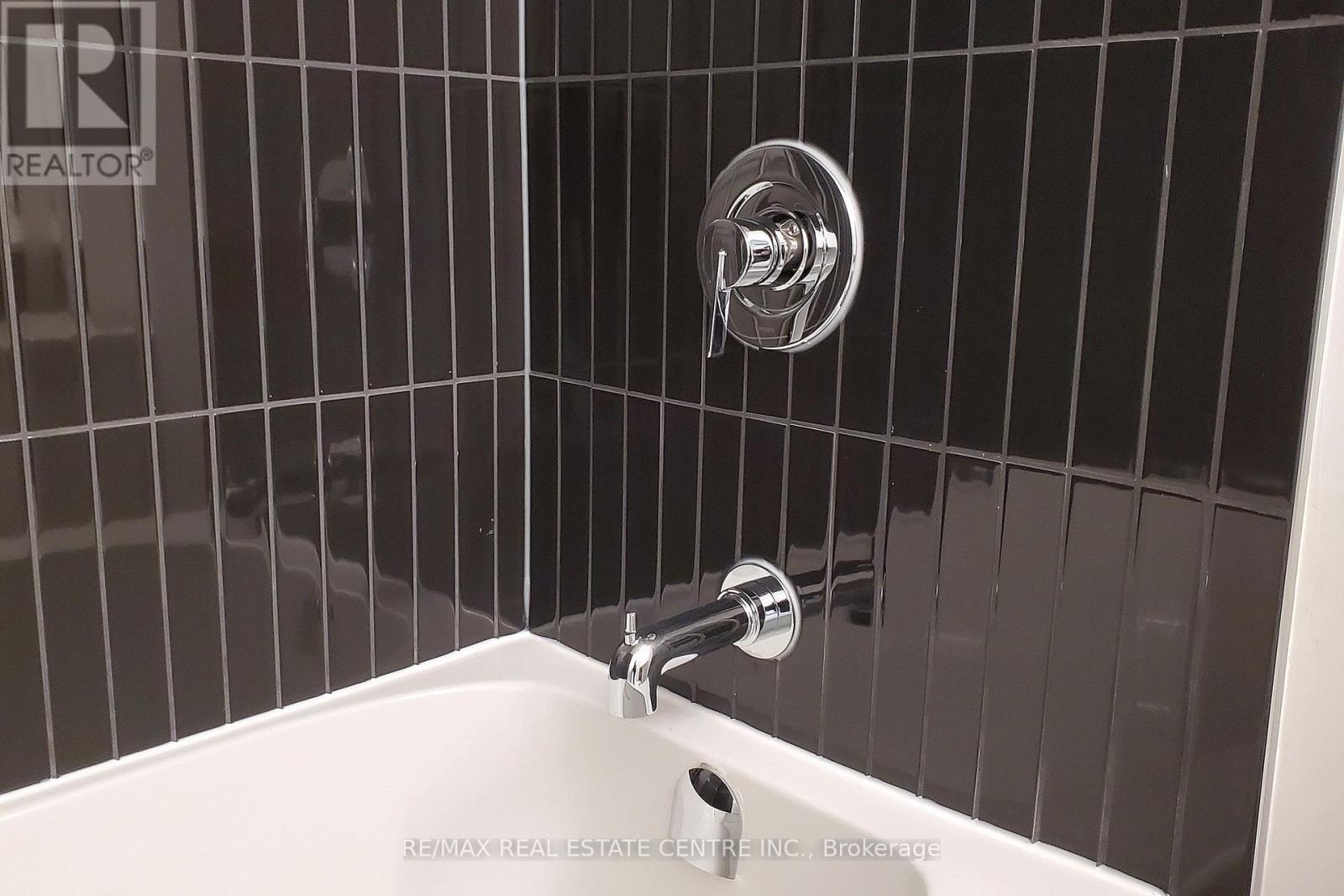 549 - 2501 Saw Whet Boulevard N, Oakville, Ontario  L6L 0H5 - Photo 28 - W13677612
