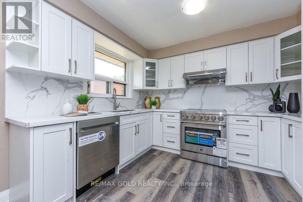 7624 Middleshire Drive, Mississauga, Ontario  L4T 3S2 - Photo 14 - W13677622