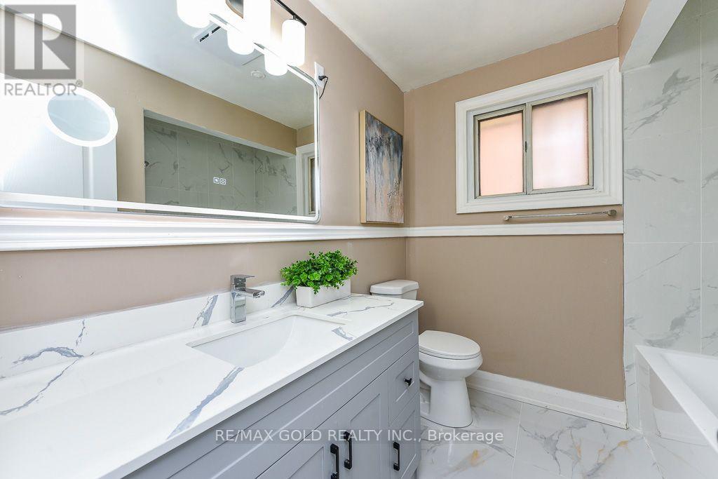 7624 Middleshire Drive, Mississauga, Ontario  L4T 3S2 - Photo 21 - W13677622