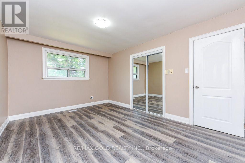 7624 Middleshire Drive, Mississauga, Ontario  L4T 3S2 - Photo 25 - W13677622