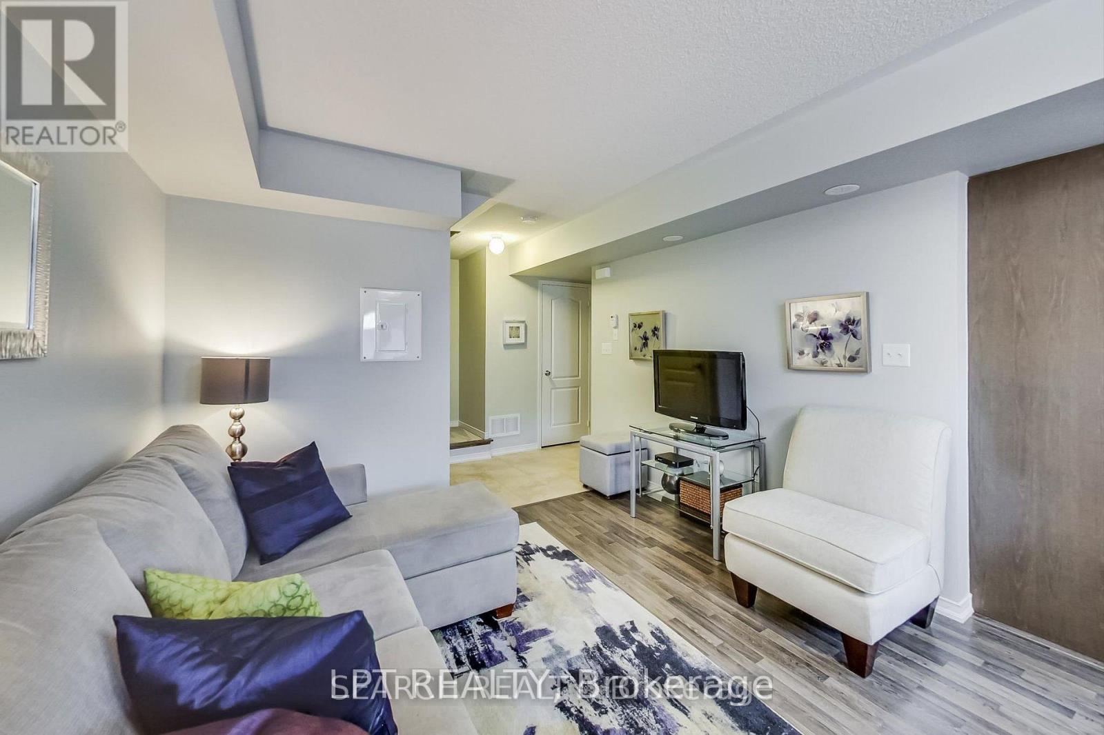 Unknown Address, ,    - Photo 7 - W13677638