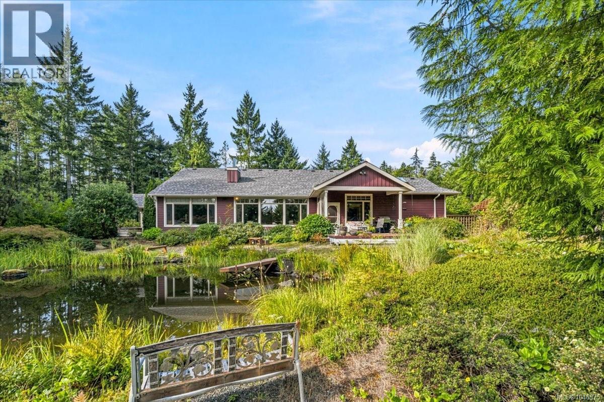 1205 Spider Lake Rd, Qualicum Beach, British Columbia