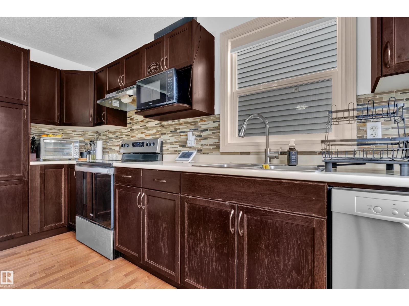 7223 19a Av Sw, Edmonton, Alberta  T6X 0K3 - Photo 18 - E4503926