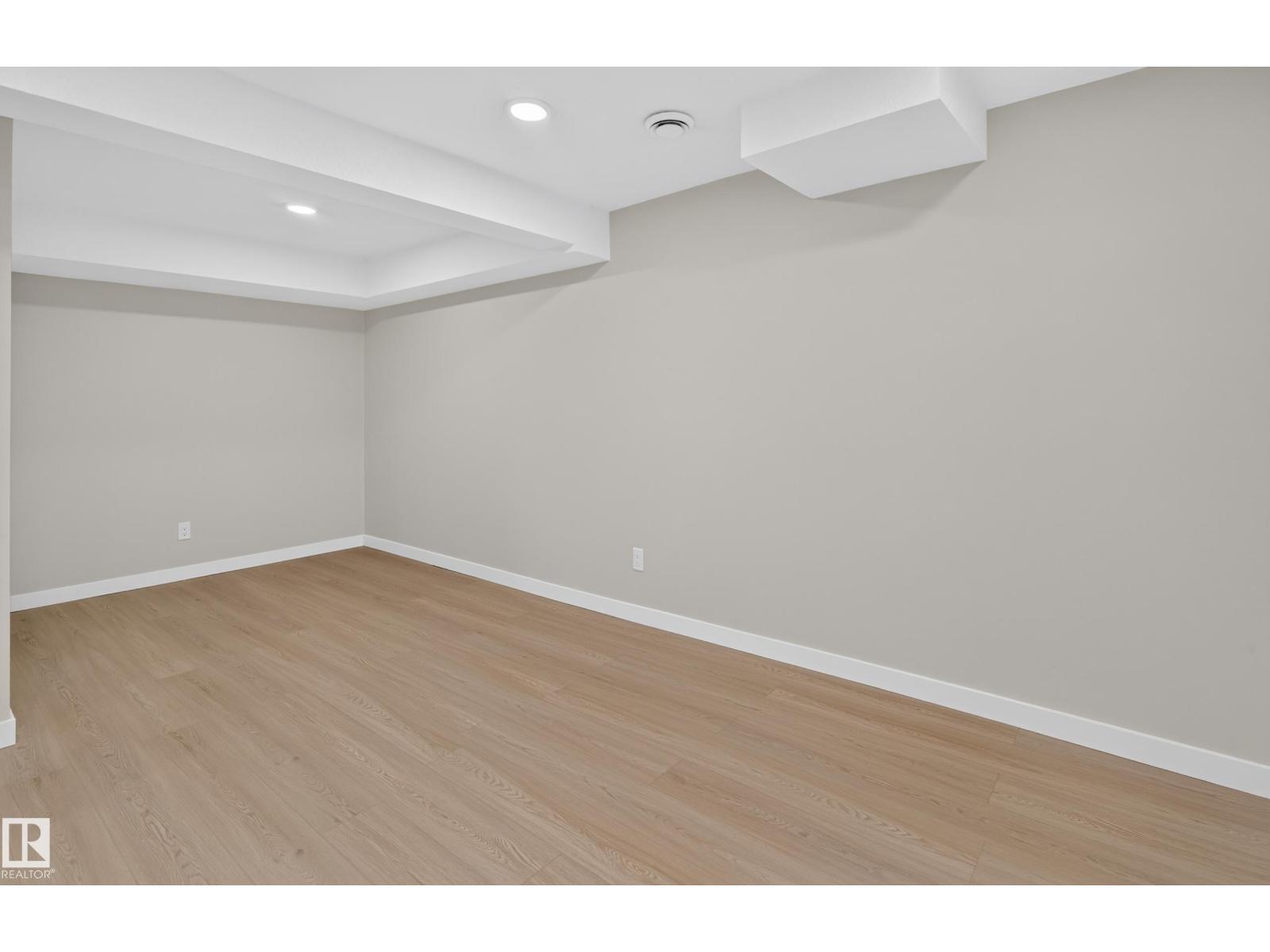 175 Centennial Ct Nw, Edmonton, Alberta  T5P 4H5 - Photo 18 - E4503930