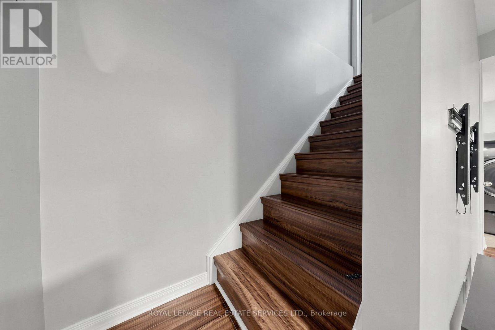 5290 Brookwood Court, Mississauga, Ontario  L5V 2K6 - Photo 33 - W13677230