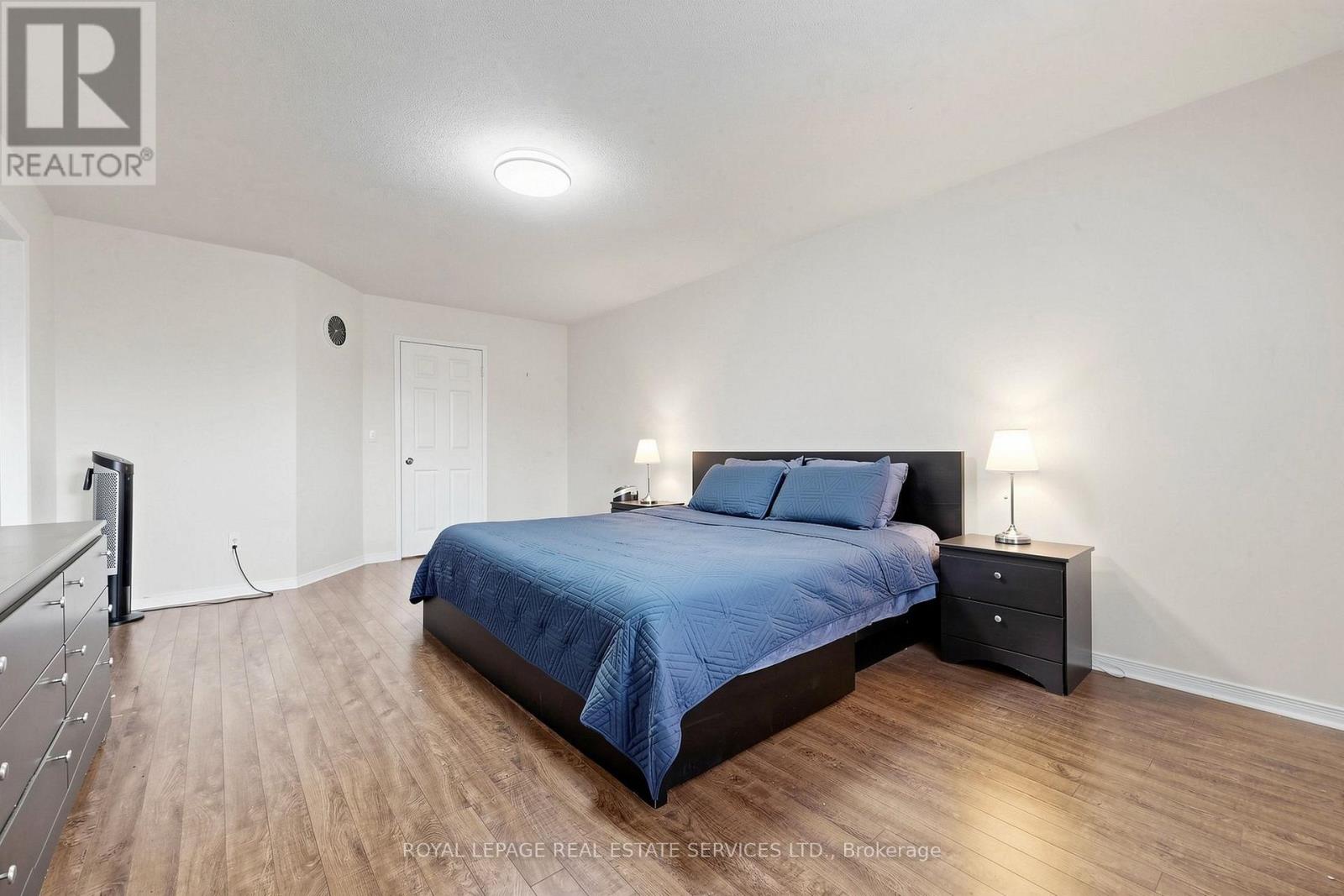 5290 Brookwood Court, Mississauga, Ontario  L5V 2K6 - Photo 20 - W13677230