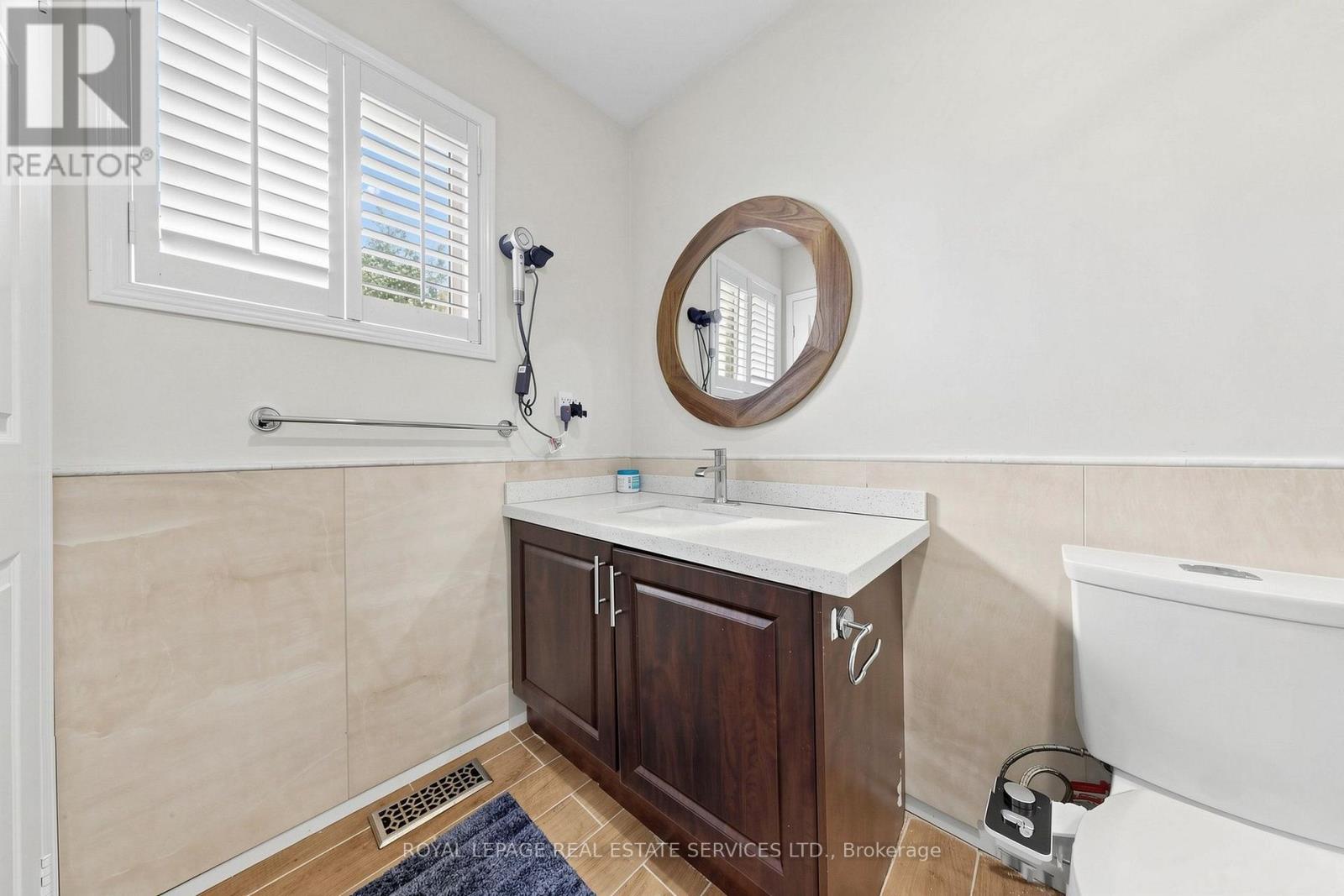 5290 Brookwood Court, Mississauga, Ontario  L5V 2K6 - Photo 22 - W13677230
