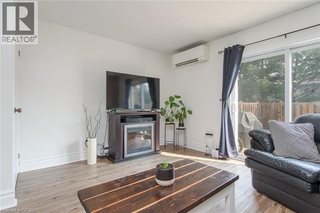 90 Ferman Drive Unit# 5, Guelph, Ontario  N1H 8E6 - Photo 10 - 40853737