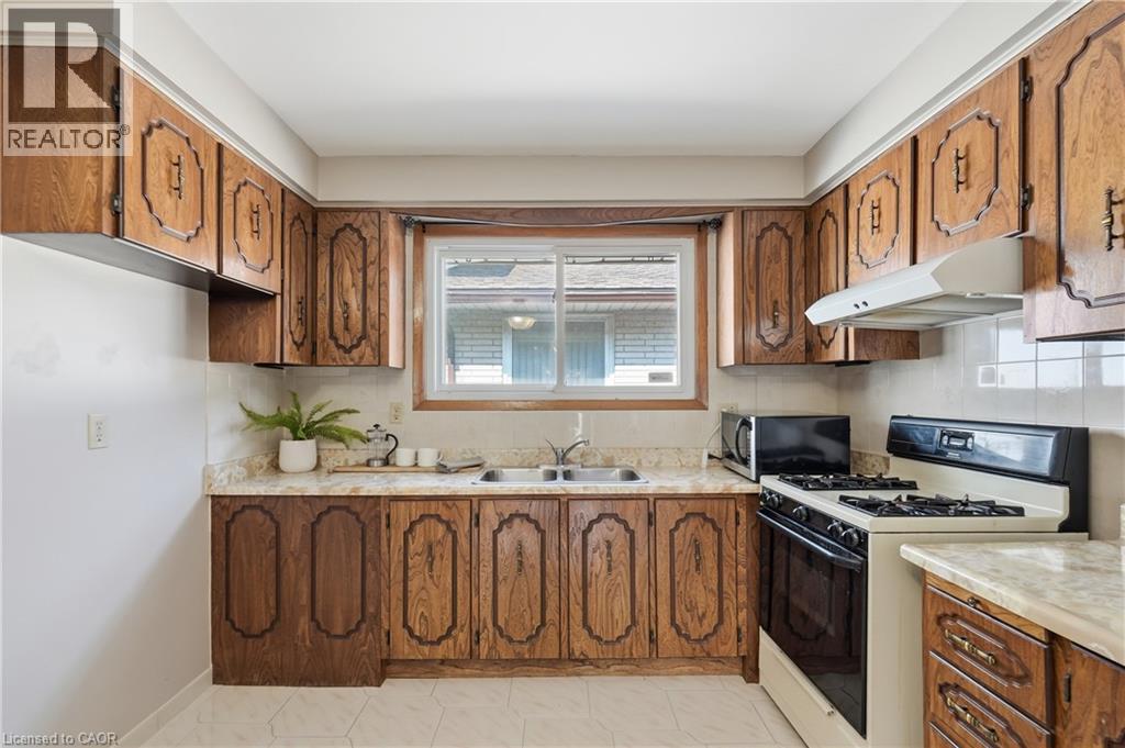 948 Stone Church Road E, Hamilton, Ontario  L8W 1B1 - Photo 11 - 40855988