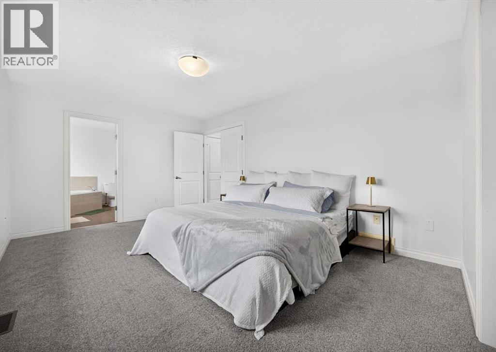 1846 Baywater Street SW, Airdrie, Alberta  T4B 0A8 - Photo 23 - A2337079