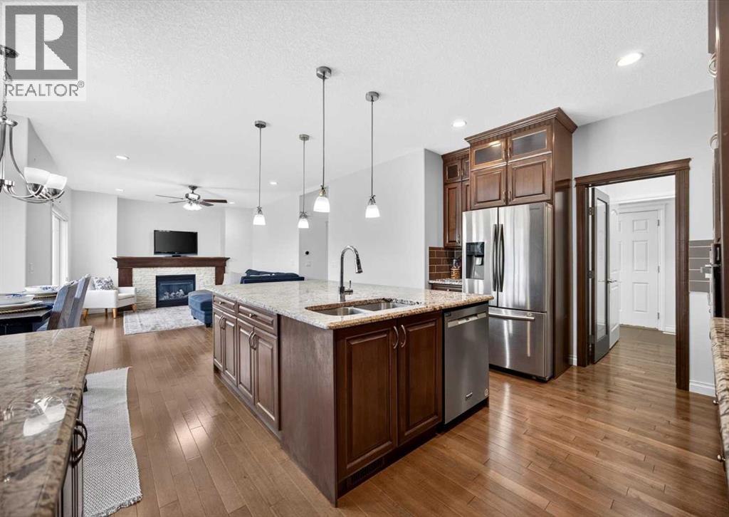 1846 Baywater Street SW, Airdrie, Alberta  T4B 0A8 - Photo 7 - A2337079