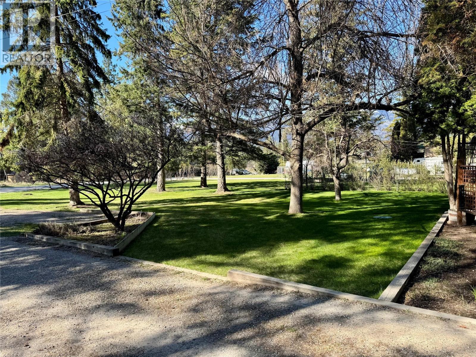 4775 Nelles Crescent, Windermere, British Columbia  V0B 2L0 - Photo 25 - 10385504