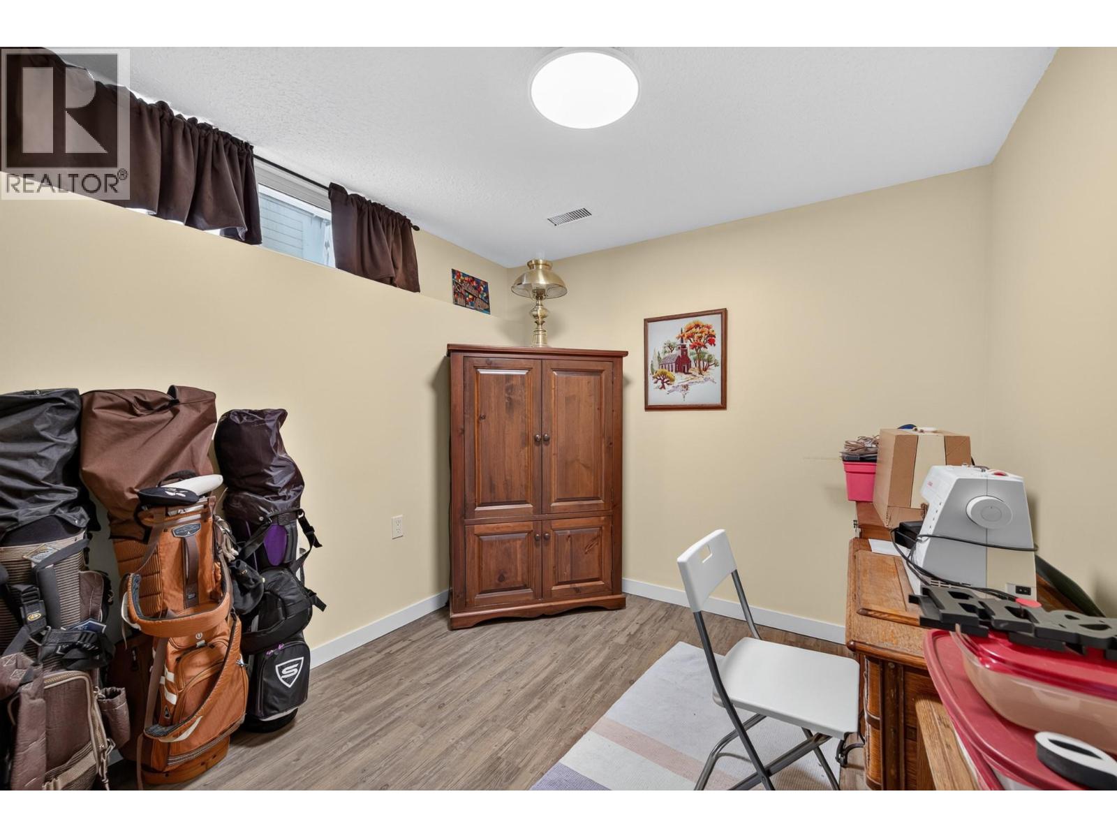 2094 Van Horne Drive, Kamloops, British Columbia  V1S 1G2 - Photo 28 - 10394994