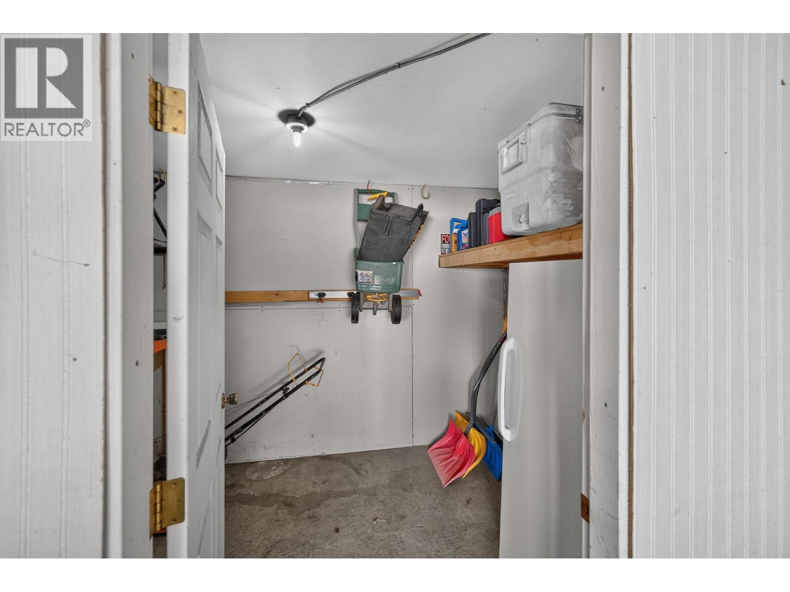 2094 Van Horne Drive, Kamloops, British Columbia  V1S 1G2 - Photo 32 - 10394994