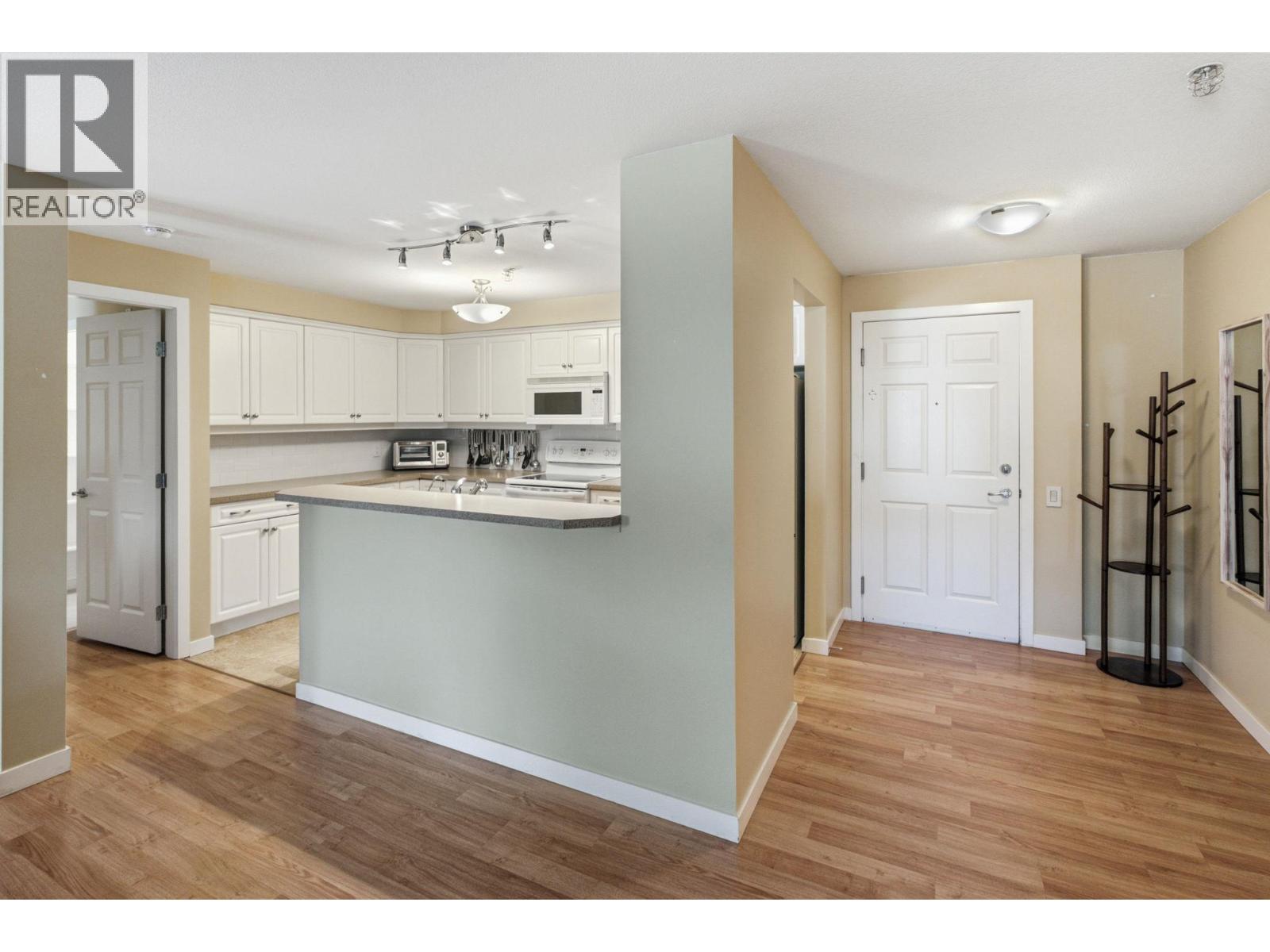 515 Houghton Road Unit# 220, Kelowna, British Columbia  V1X 8B9 - Photo 3 - 10397402