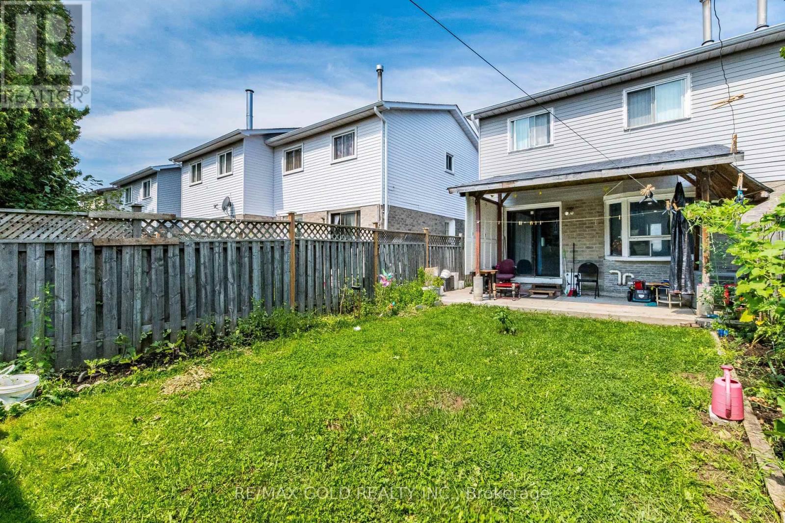 10 Elmstead Court, Brampton, Ontario  L6Y 4B9 - Photo 15 - W13663736