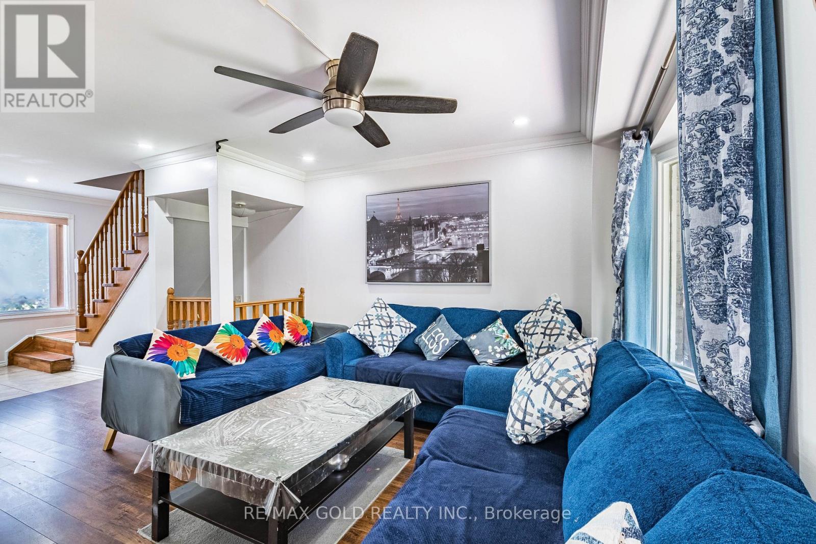 10 Elmstead Court, Brampton, Ontario  L6Y 4B9 - Photo 6 - W13663736
