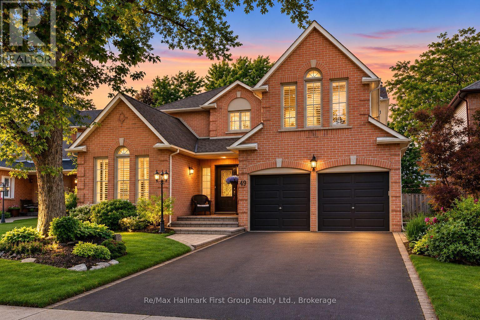 49 ROTHEAN DRIVE, Whitby, Ontario