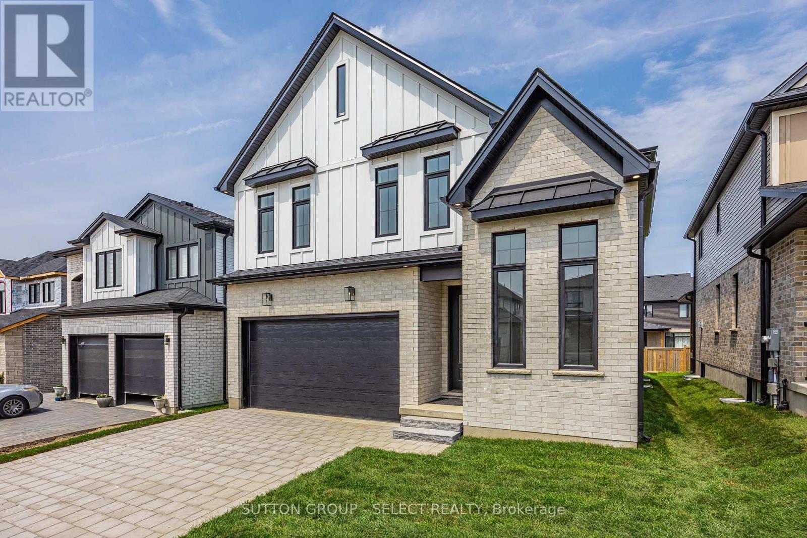 1906 Fountain Grass Drive, London South, Ontario  N6K 0K7 - Photo 2 - X13649426